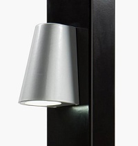 Купить Элегантное LED-освещение Locinox (Бельгия) TRICONE для ворот, цвета zilver и 9005 (черный) в Красном Сулине